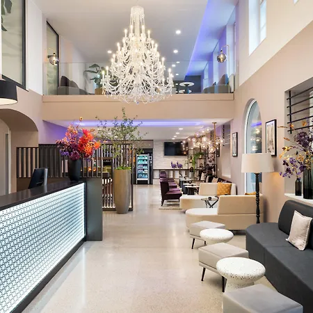 Leonardo Boutique Center 4*