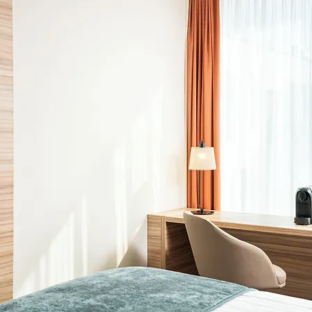 Leonardo Boutique Center 4*