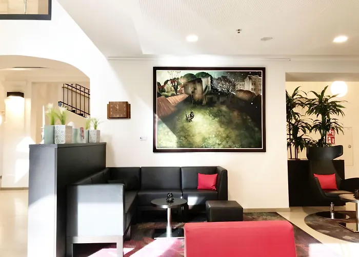 Hotel Leonardo Boutique Center