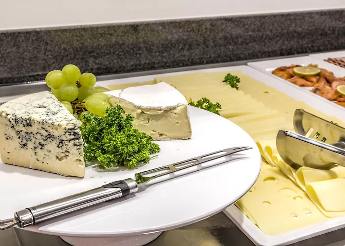 فندق Leonardo Boutique Center 4*