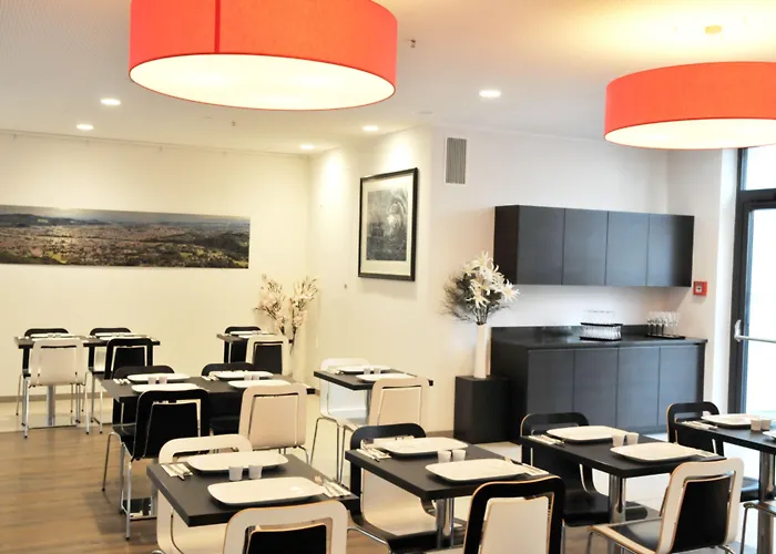 Hotel Leonardo Boutique Center Linec