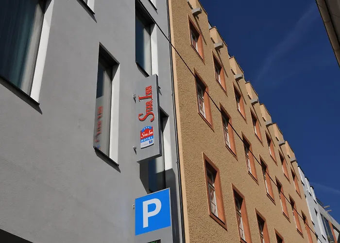 Leonardo Boutique Center Hotel Linec