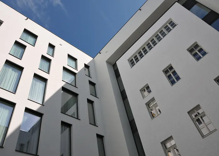 فندق Leonardo Boutique Center 4*