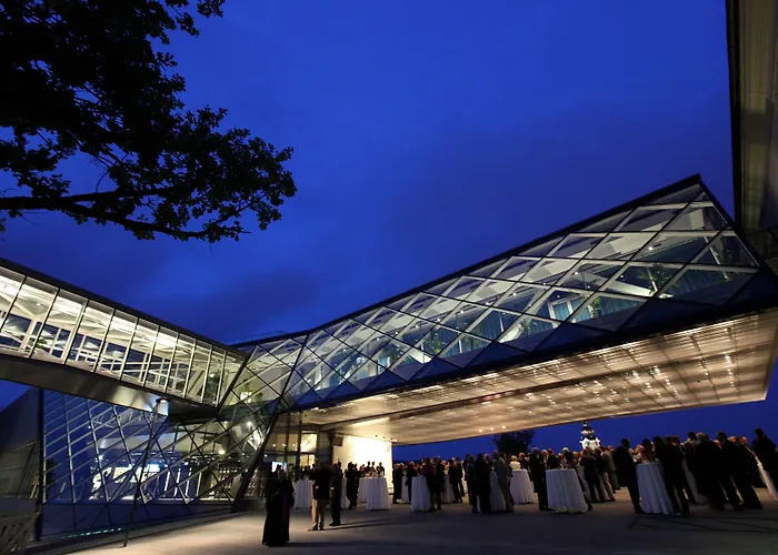 Leonardo Boutique Center فندق لينتز