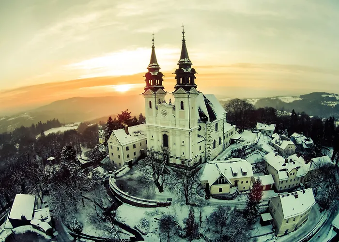 Leonardo Boutique Center فندق لينتز