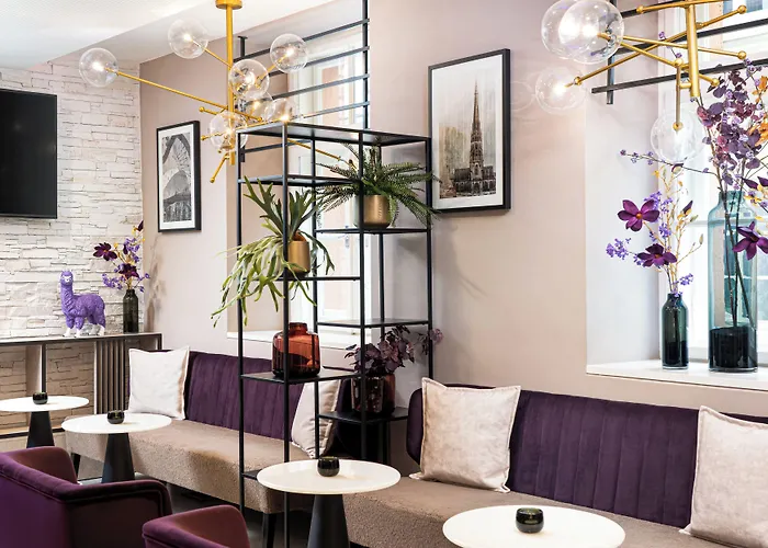 Leonardo Boutique Center فندق 4*