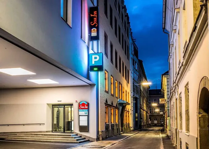 Leonardo Boutique Center 4* لينتز