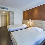 Leonardo Boutique Center Ξενοδοχείο 4*