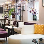 Leonardo Boutique Center Ξενοδοχείο 4*