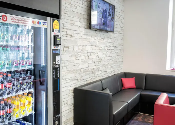 Hotel Leonardo Boutique Center