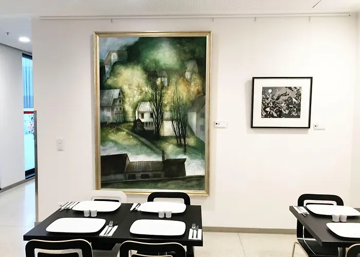 Hotel Leonardo Boutique Center 4*