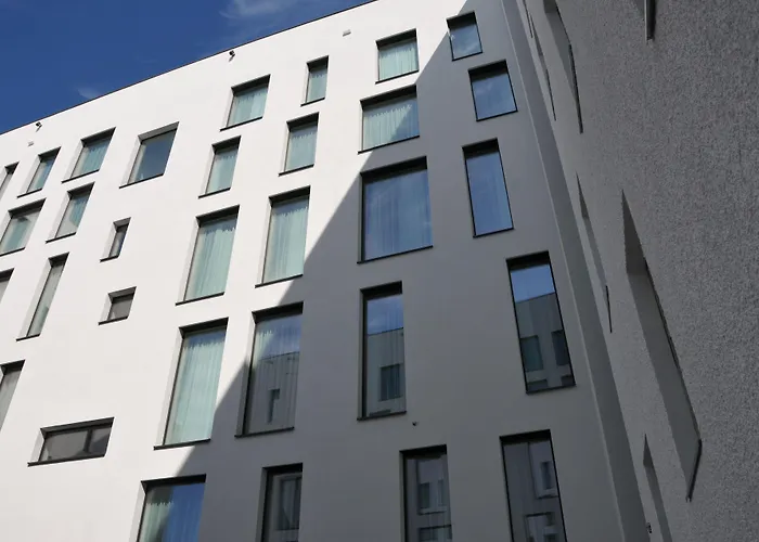 Leonardo Boutique Center Hotel